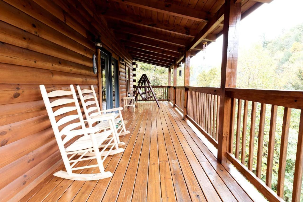 Smoky Mtn Hideaway - Cabin W/ Hot Tub & Pool Table Villa Sevierville Dış mekan fotoğraf