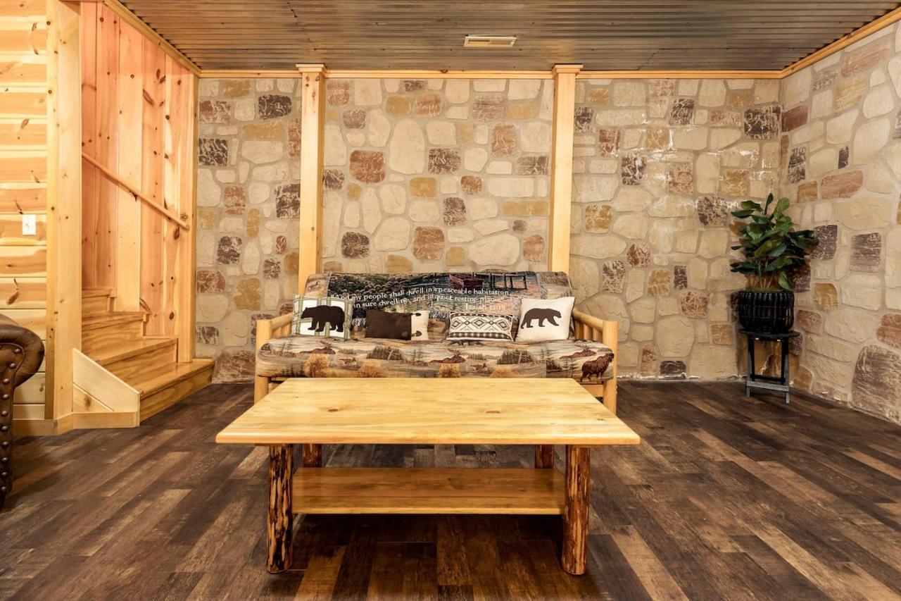 Smoky Mtn Hideaway - Cabin W/ Hot Tub & Pool Table Villa Sevierville Dış mekan fotoğraf